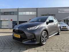 Toyota Yaris - 1.5 Hybrid Team | Navigatie | Stoelverwarming | Keyless entry | Camera achter |