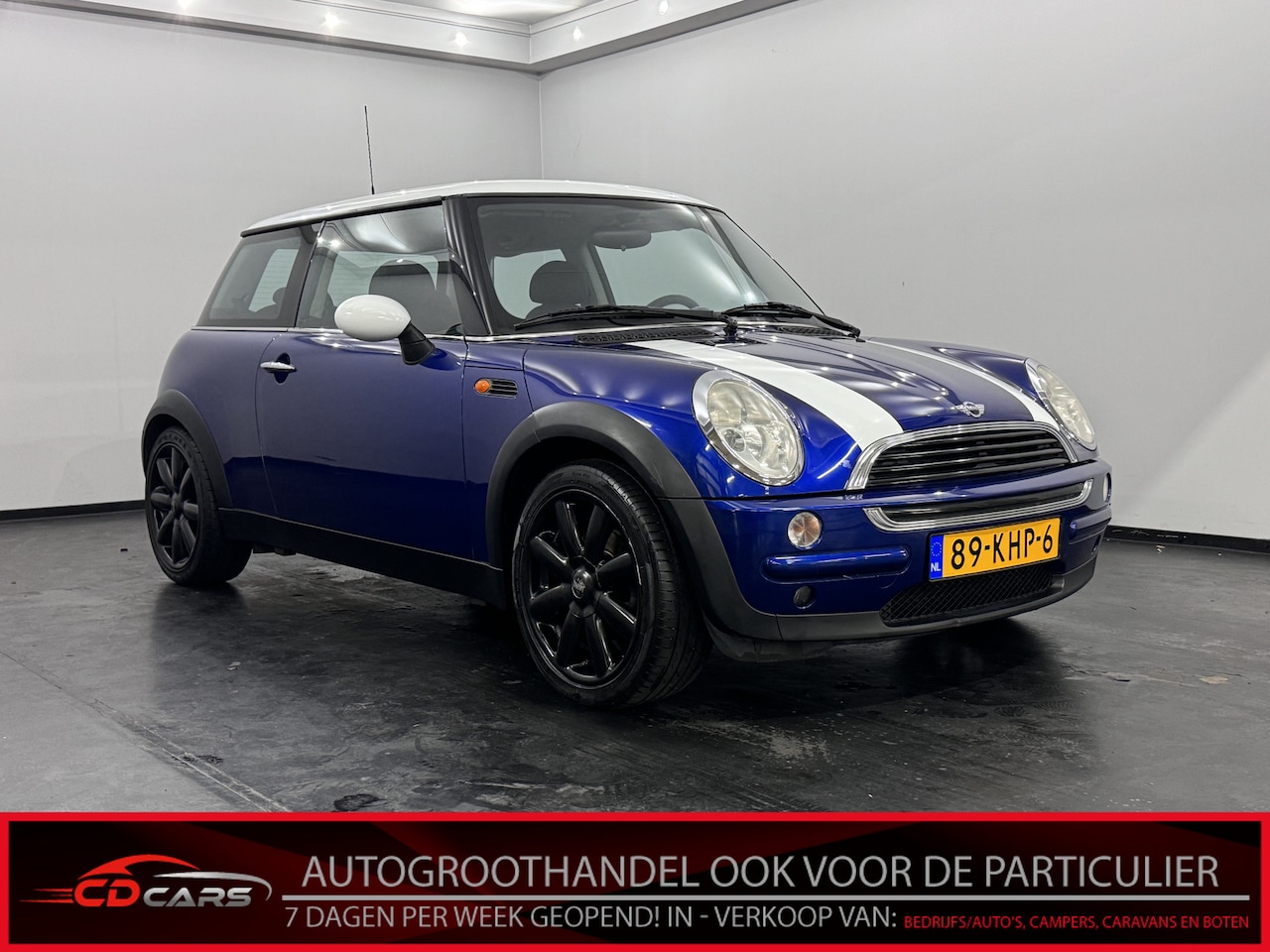 MINI One - Mini 1.6 Airco, Mistlamp, Sportief velgen Bij de verkoop van gebruikte voertuigen door CD- - AutoWereld.nl