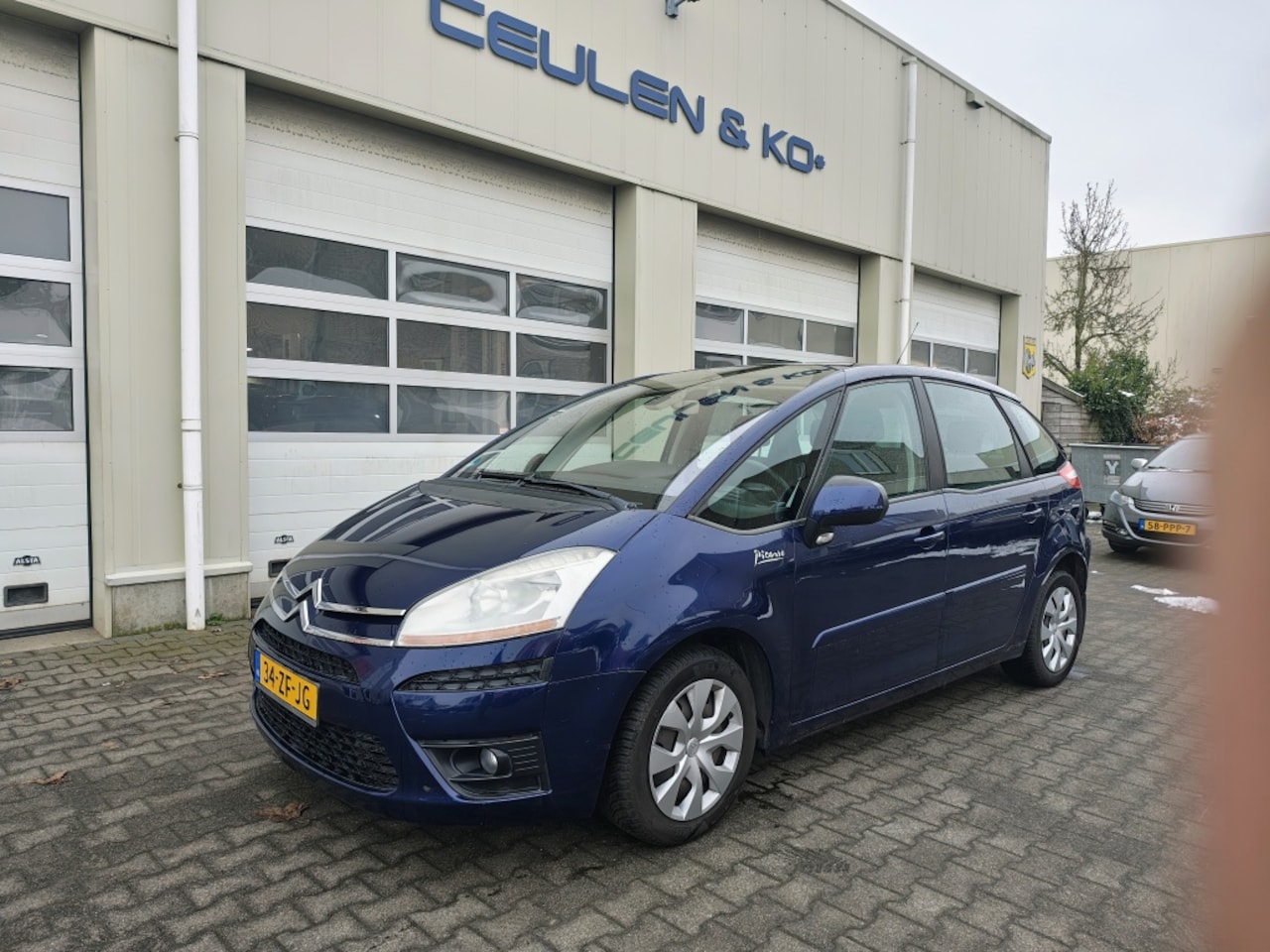 Citroën C4 Picasso - 2.0-16V Ambiance 5p. 2.0-16V Ambiance 5p. - AutoWereld.nl