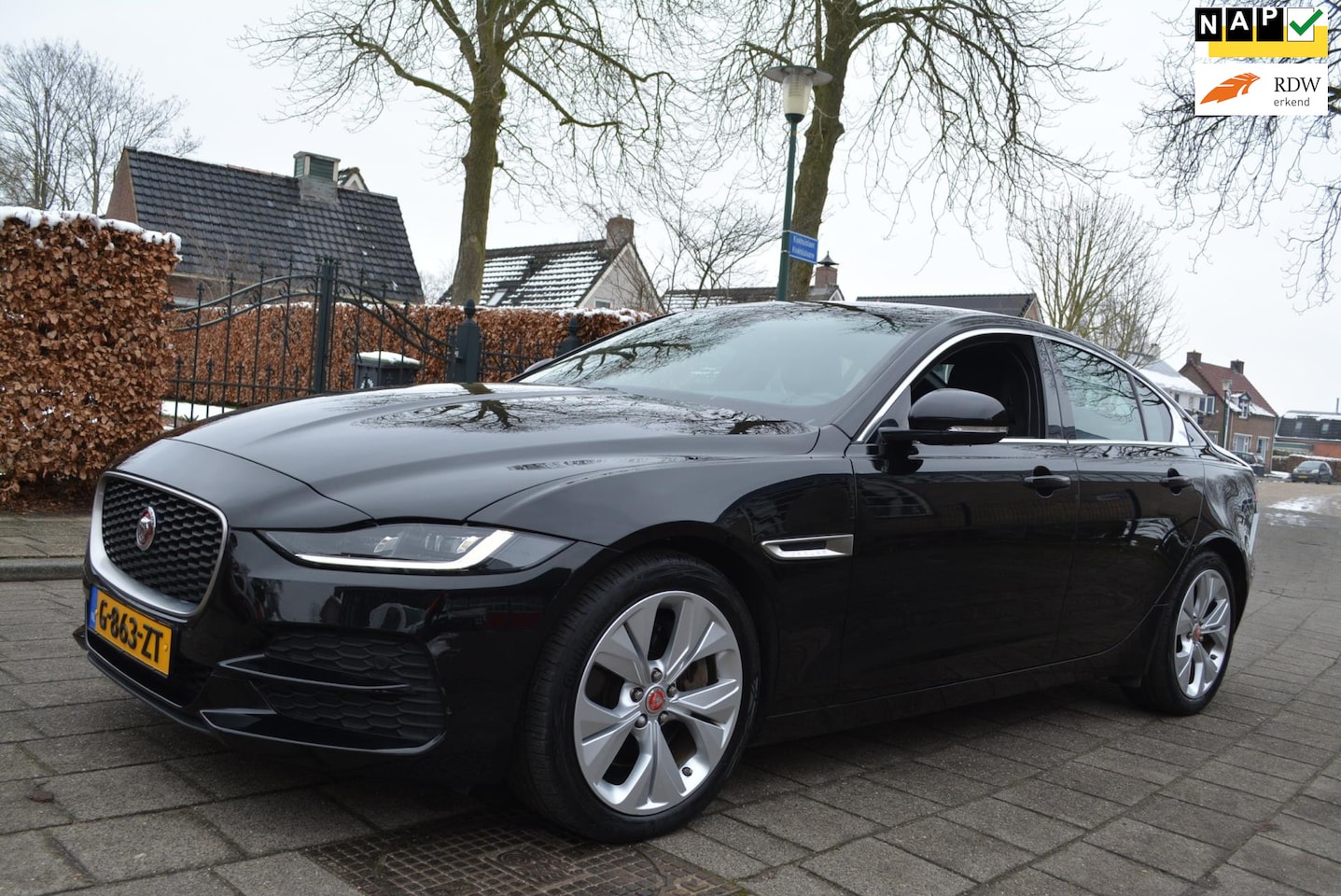 Jaguar XE - 2.0 P250 SE 2.0 P250 SE - AutoWereld.nl