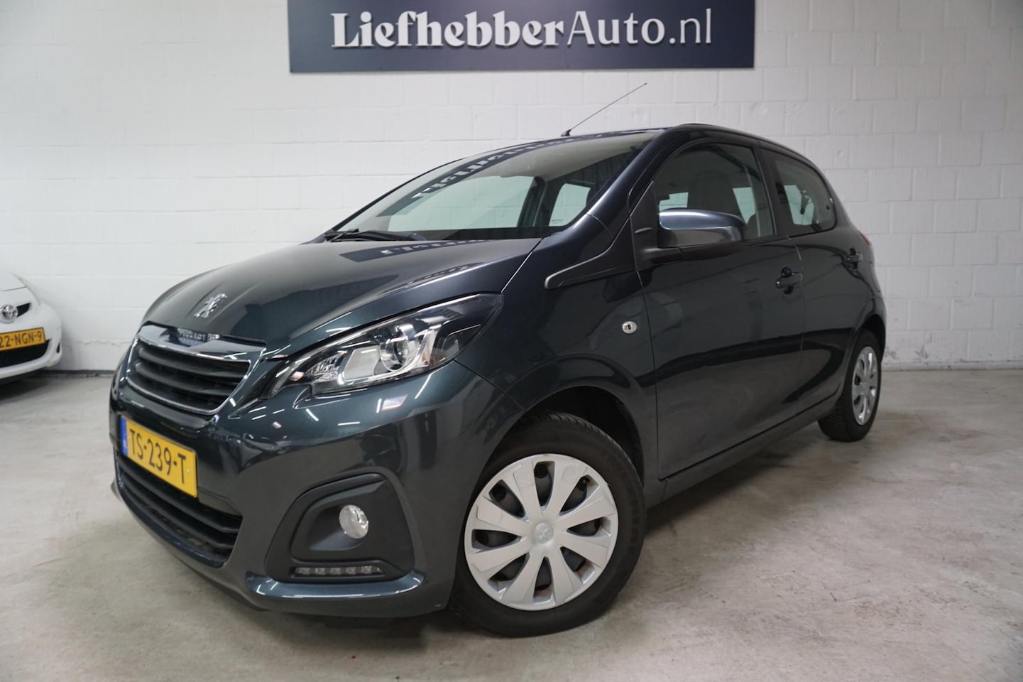 Peugeot 108 - 1.0 e-VTi Active/Airco/NAP/Elek pakket - AutoWereld.nl