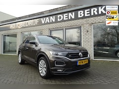 Volkswagen T-Roc - 1.5 TSI Sport Business R-line DSG