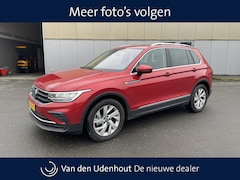 Volkswagen Tiguan - 1.5 TSI 150pk Life Business DSG / Navigatie / Panoramadak / Stoel+Stuurverwarming