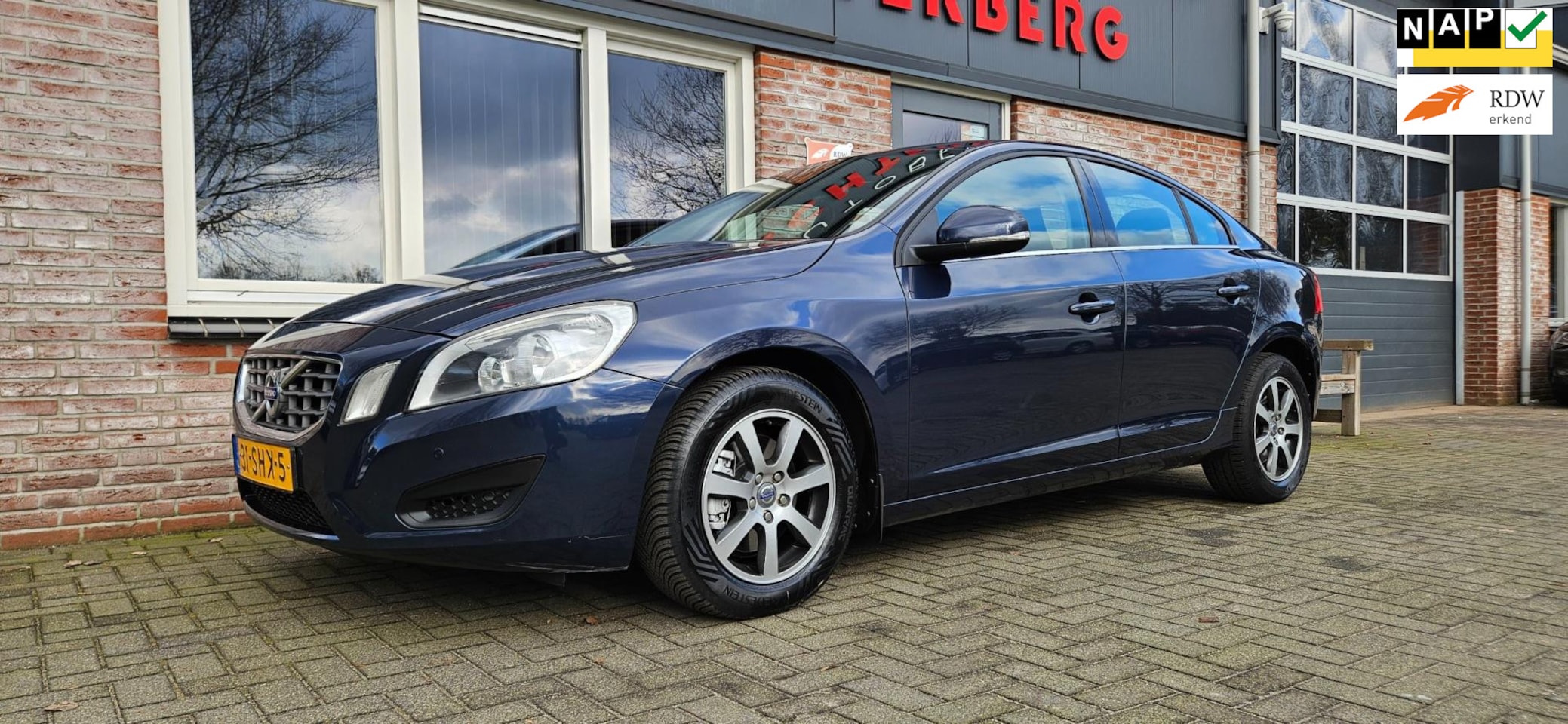 Volvo S60 - 2.0 D3 Kinetic Automaat! NAP! 163PK! Nette Auto! Navigatie! Airco! Cruise Control! - AutoWereld.nl