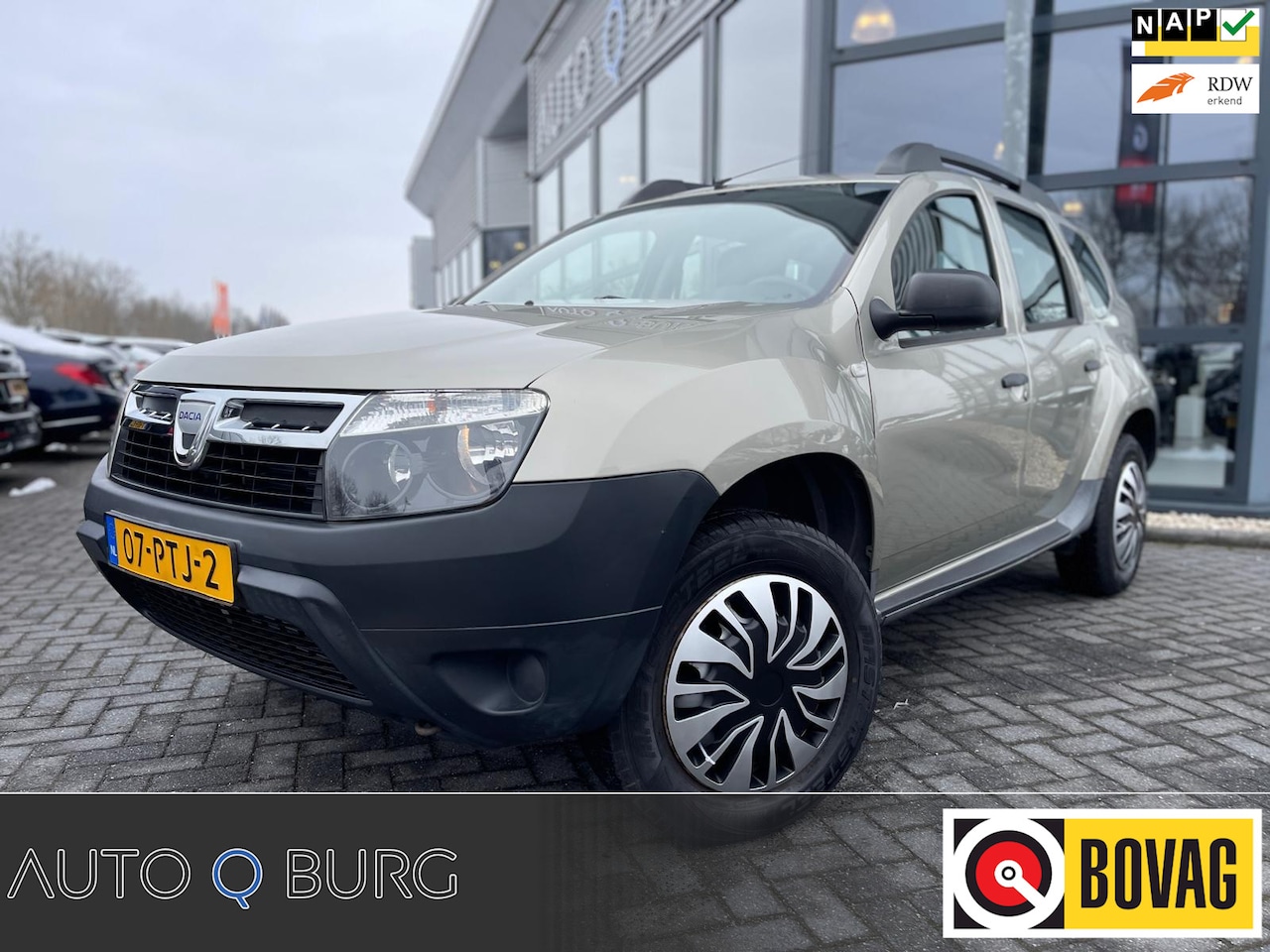 Dacia Duster - 1.6 Ambiance| 4x4 | Airco | Trekhaak | - AutoWereld.nl