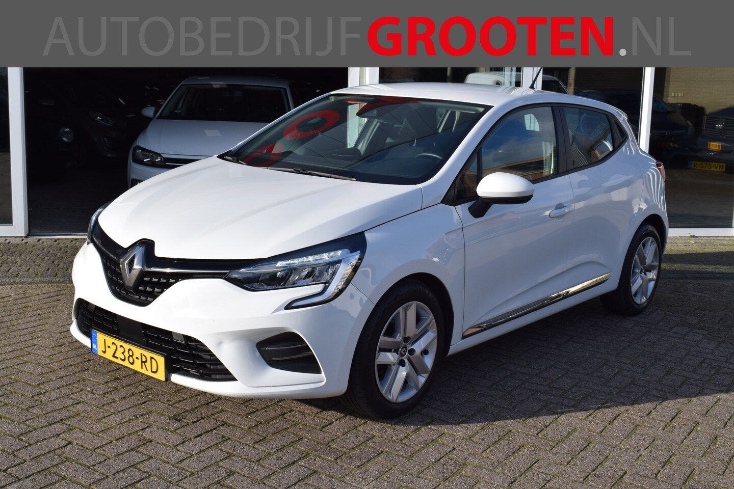 Renault Clio - 1.0 TCe Zen//Navi//Airco!! - AutoWereld.nl