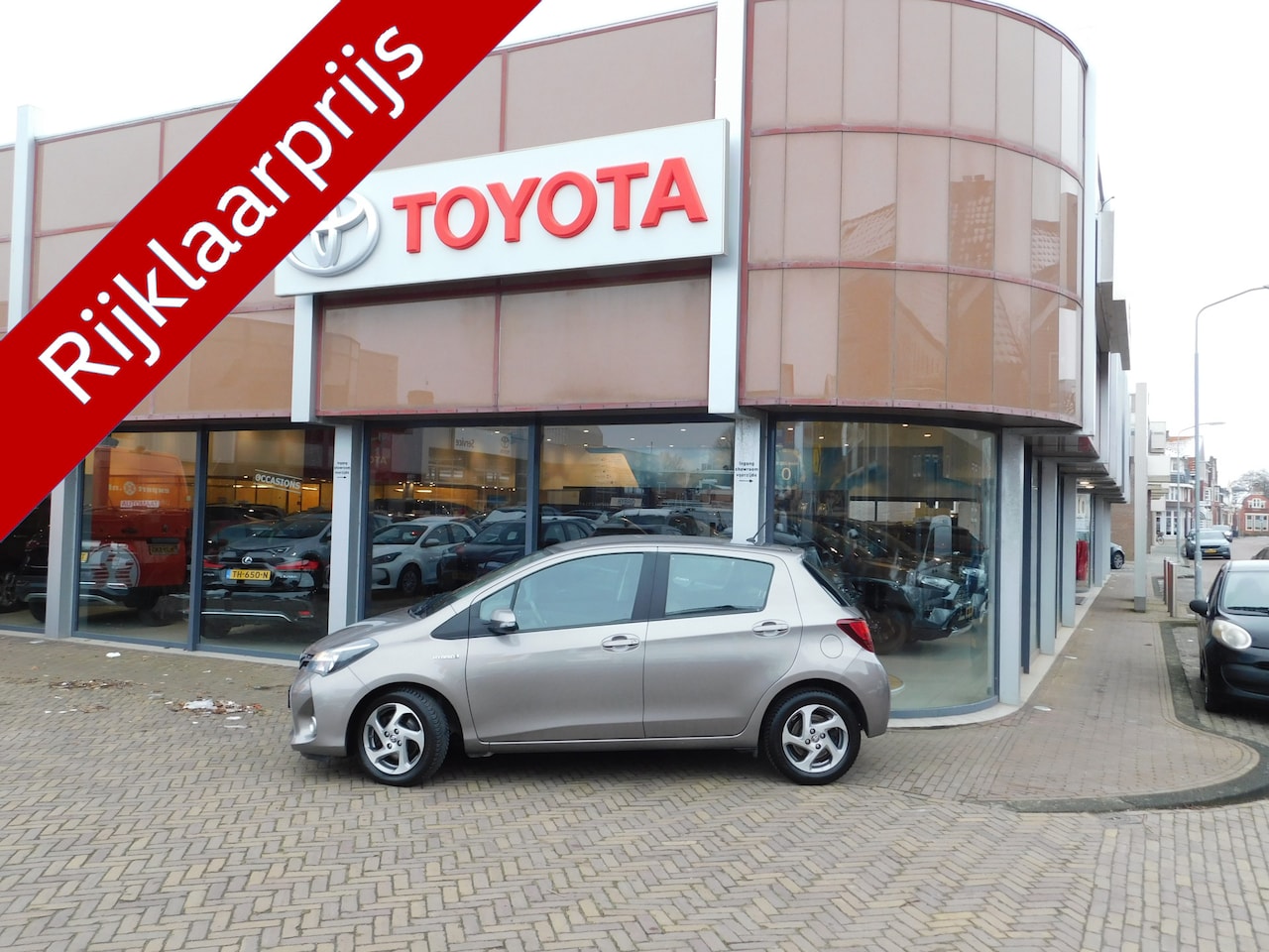 Toyota Yaris - 1.5 Hybrid Aspiration 1.5 Hybrid Aspiration - AutoWereld.nl