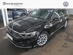 Volkswagen Passat Variant - 1.4 TSI DSG6 GTE Business | Trekhaak | ACC | Pano |