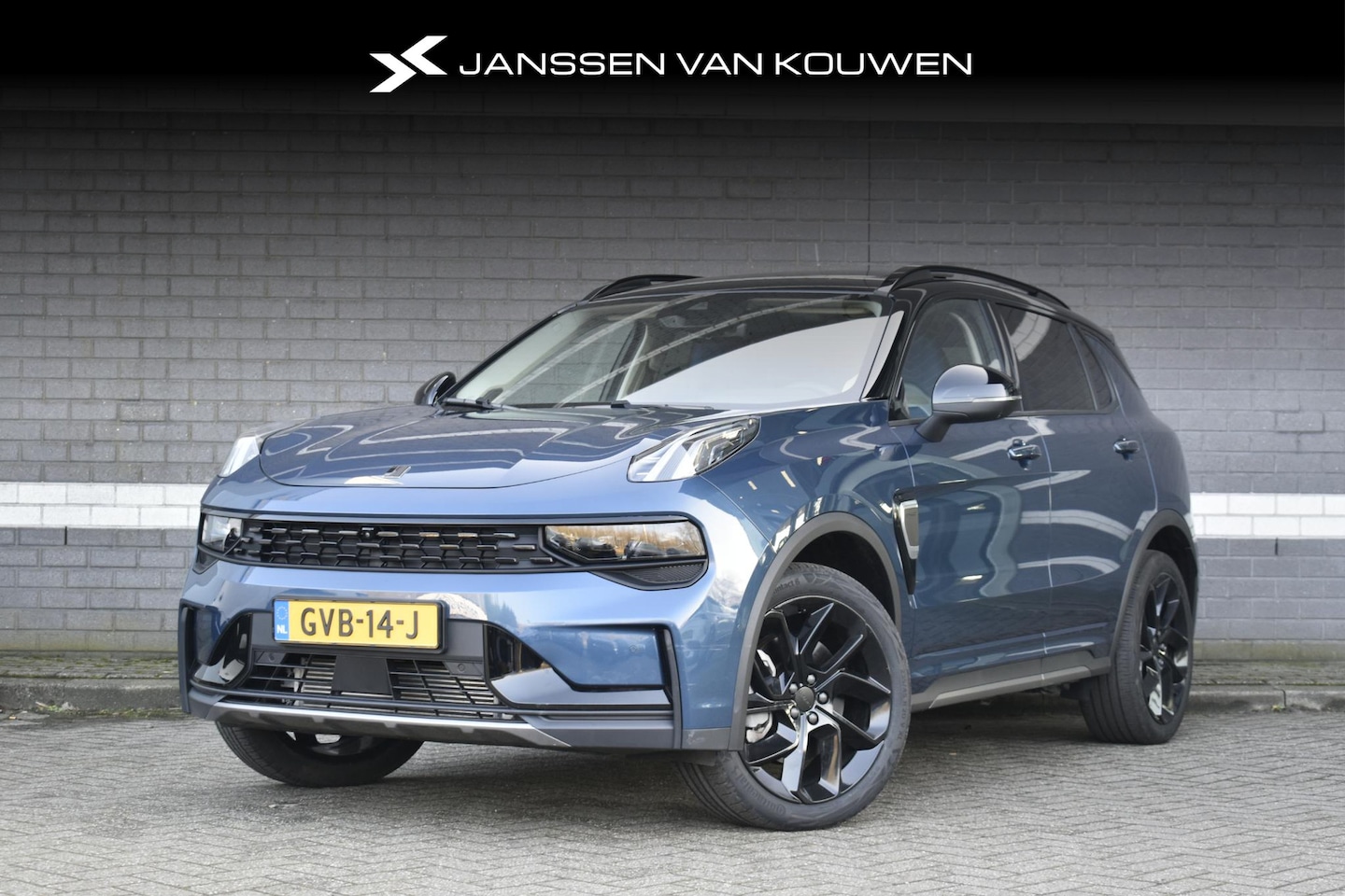 Lynk & Co 01 - 1.5 / PHEV / Panoramadak / Stoelverwarming / 360-Camera / 1200 KM / Black Pack - AutoWereld.nl