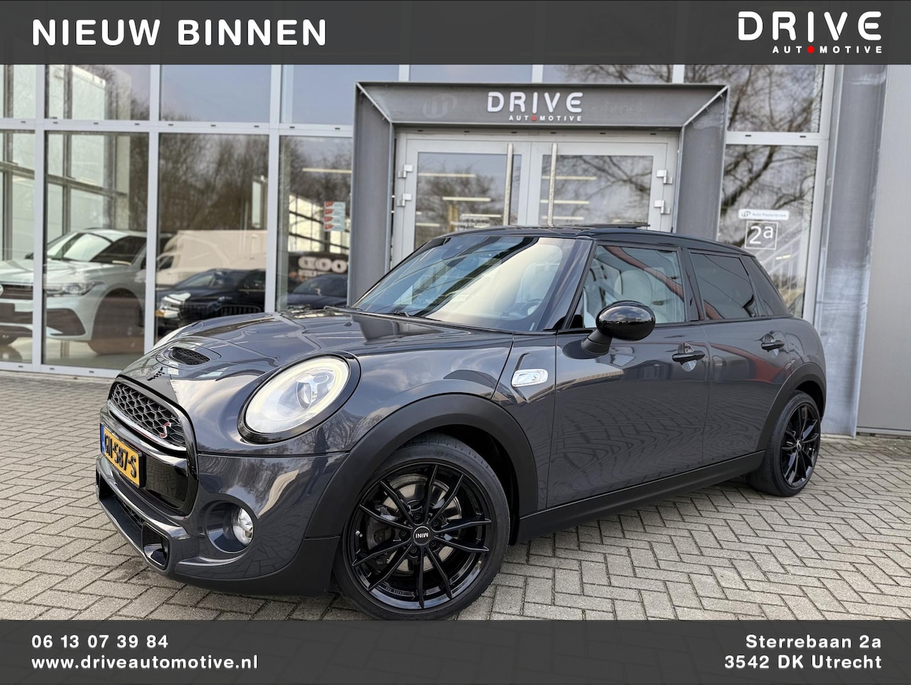 MINI Cooper S - Mini 2.0 Serious Business |Pano|Black-optic|Leder|Harman/Kardon|Led| - AutoWereld.nl