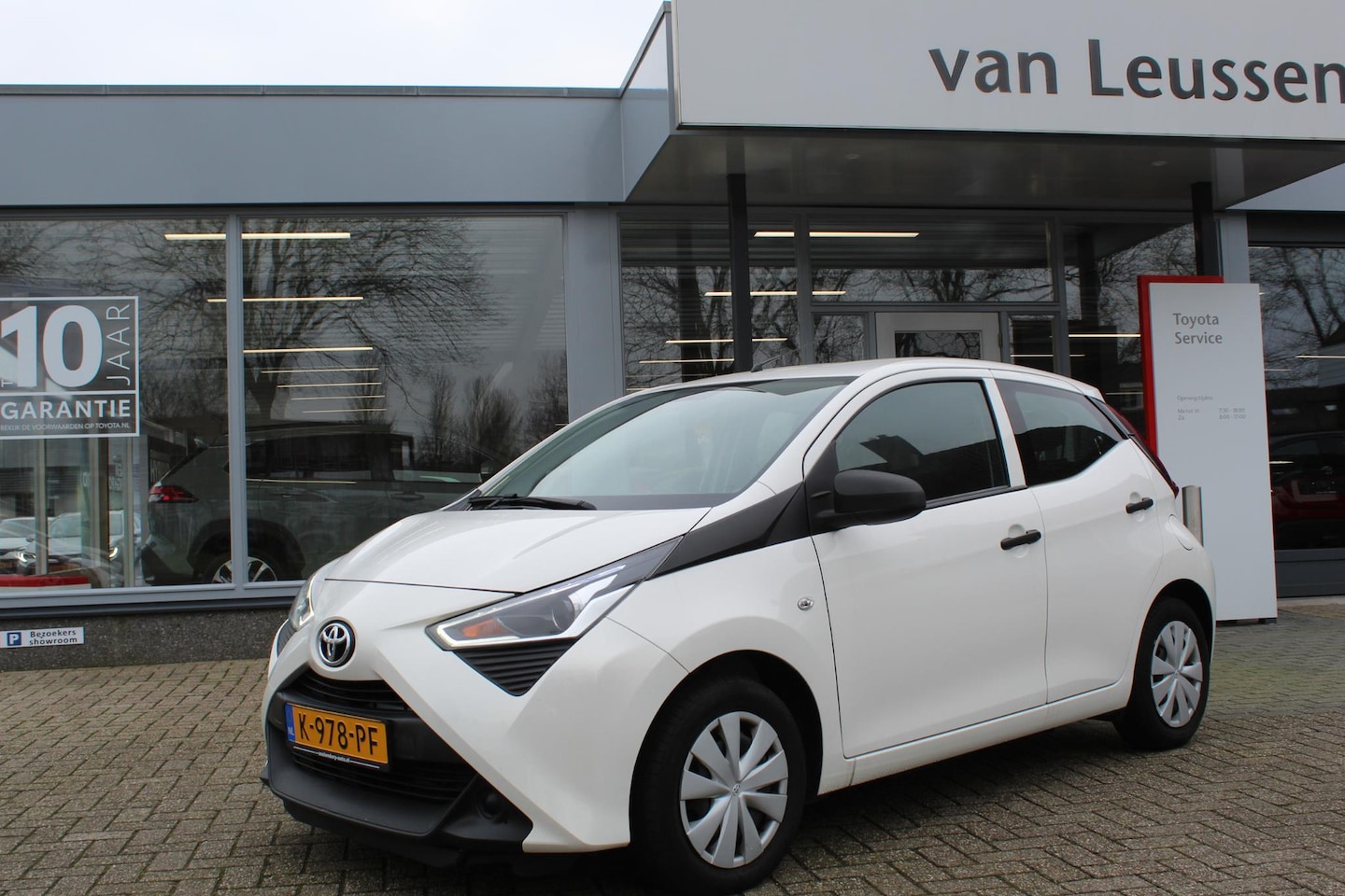 Toyota Aygo - 1.0 VVT-i x-fun 1.0 VVT-i x-fun - AutoWereld.nl