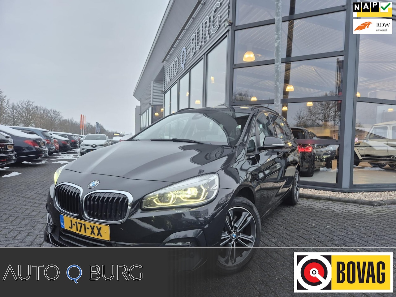 BMW 2-serie Gran Tourer - 218i Executive Edition | 7 Persoons | Automaat | Trekhaak | Navi | Stoelverwarming | Led | - AutoWereld.nl