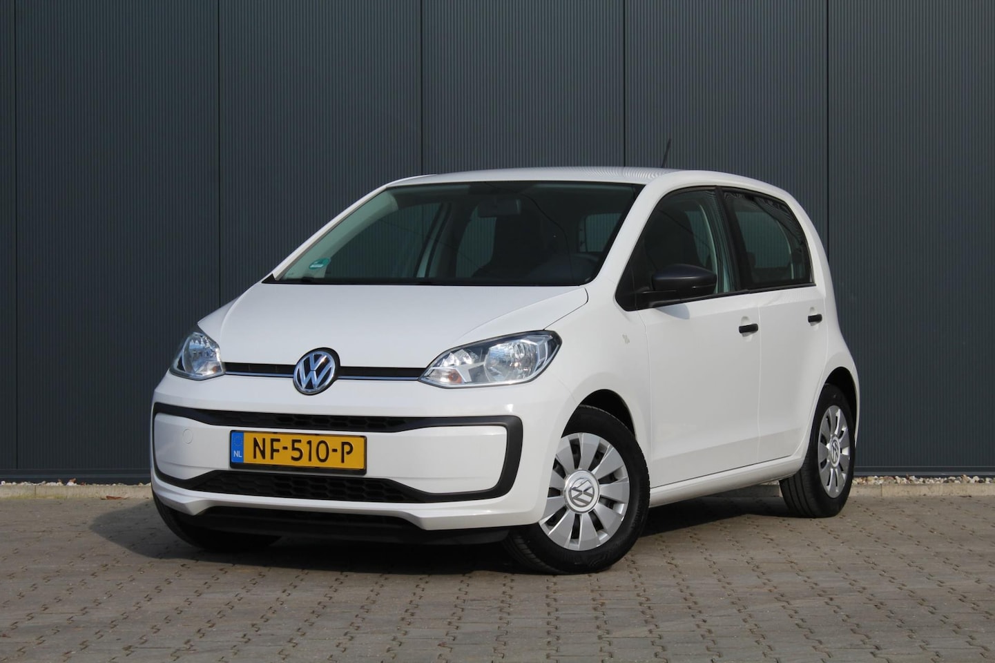 Volkswagen Up! - 1.0 BMT take up! | 5 Deurs | NAP | Airco | Elektrische ramen | APK | - AutoWereld.nl