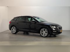 Skoda Scala - 1.0 TSI 116pk DSG Sport Business Stoelverwarming App-Connect Pakreersensoren