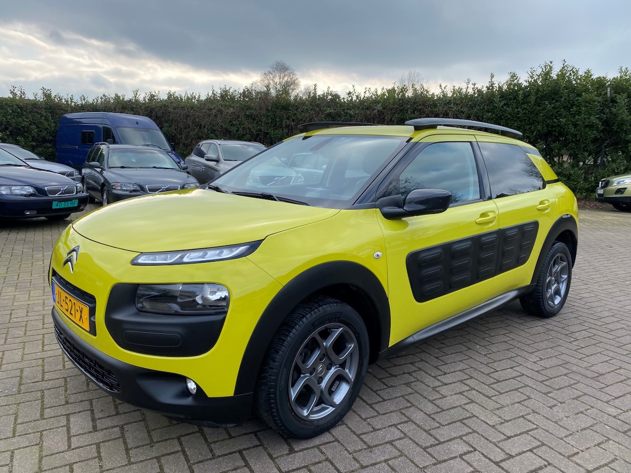 Citroën C4 Cactus - 1.2 PureTech Shine 1.2 PureTech Shine - AutoWereld.nl