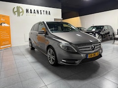 Mercedes-Benz B-klasse - 180 Ambition Autom, Navigatie , Leder Int, NL Auto NAP