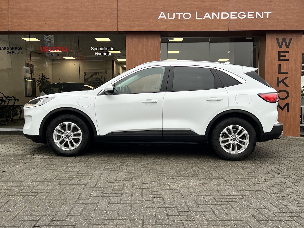 Ford Kuga - 2.5 PHEV Titanium 2.5 PHEV Titanium - AutoWereld.nl