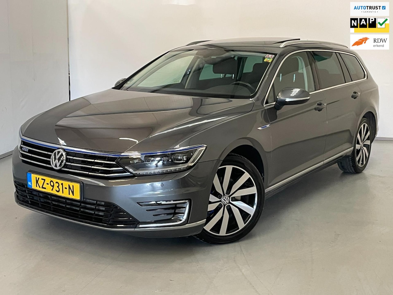 Volkswagen Passat Variant - 1.4 TSI GTE / Marge / Pano / Virtual - AutoWereld.nl