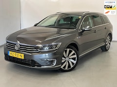 Volkswagen Passat Variant - 1.4 TSI GTE / Pano / Virtual / NL-auto