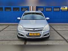 Opel Astra Wagon - 1.8 Temptation trekhaak *airco