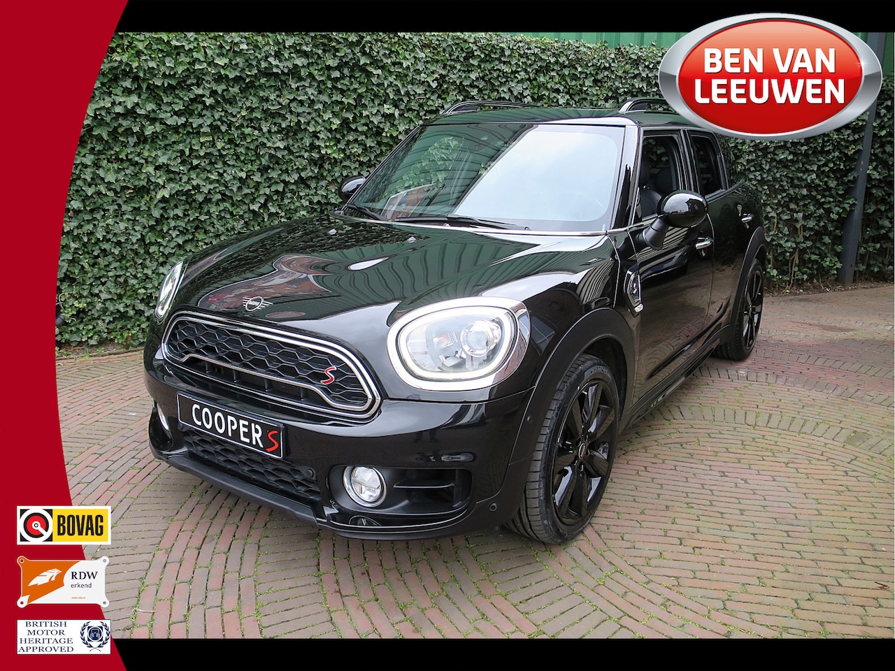 MINI Countryman - 2.0 Cooper S Chili F60 aut. met Pano.dak, Leer, HK audio, Apple CarPlay en 19" - AutoWereld.nl