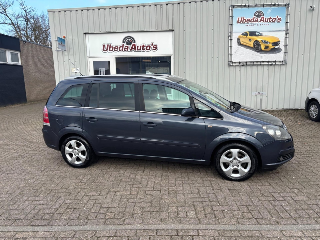 Opel Zafira - 1.8 Essentia 7 PERSOONS--ZEER MOOI 2500E - AutoWereld.nl