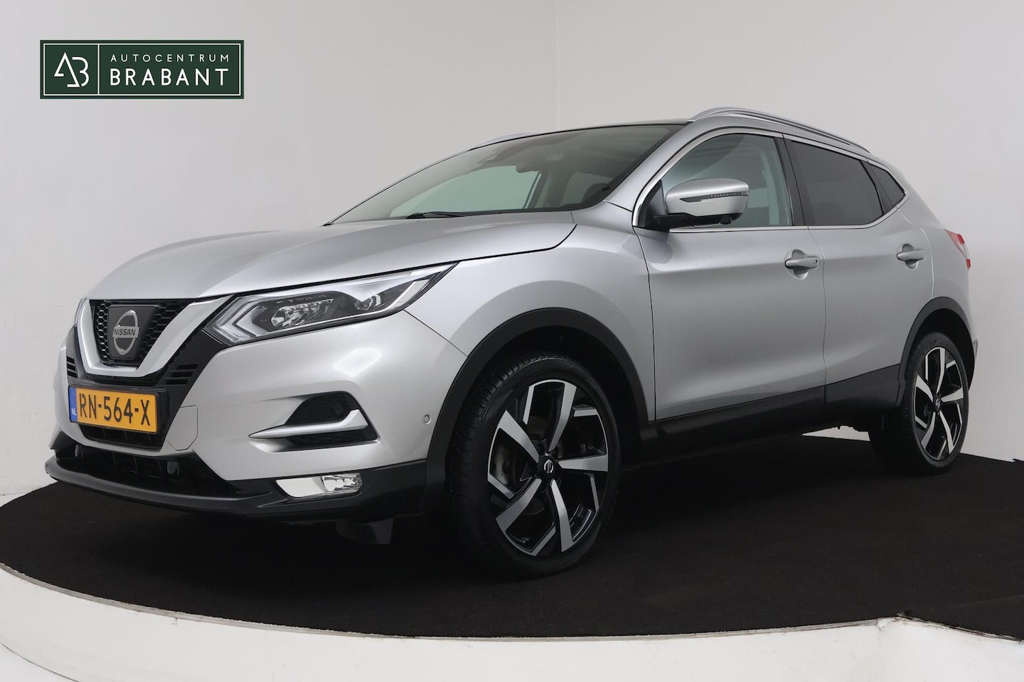 Nissan Qashqai - 1.2 Tekna + Automaat (PANORAMADAK, TREKHAAK, STOELVERWARMING, 360 CAMERA, GOED ONDERHOUDEN - AutoWereld.nl