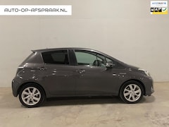 Toyota Yaris - 1.5 Full Hybrid Dynamic Pano Automaat Navi Leer