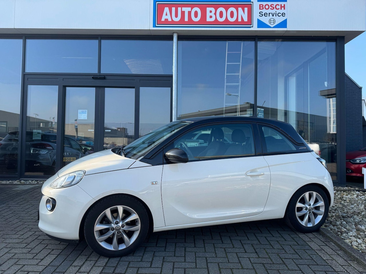 Opel ADAM - 1.0T 90PK JAM FAVOURITE : APPCARPlay/NAVI/BT/MM/ LMV/PDC - 1 EIG. - KM=NAP - - AutoWereld.nl