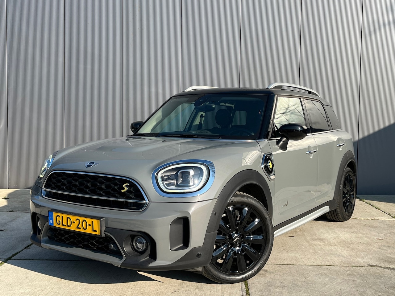 MINI Countryman - 2.0 Cooper S E ALL4 Chili Mini 2.0 Cooper S E ALL4 Chili - AutoWereld.nl