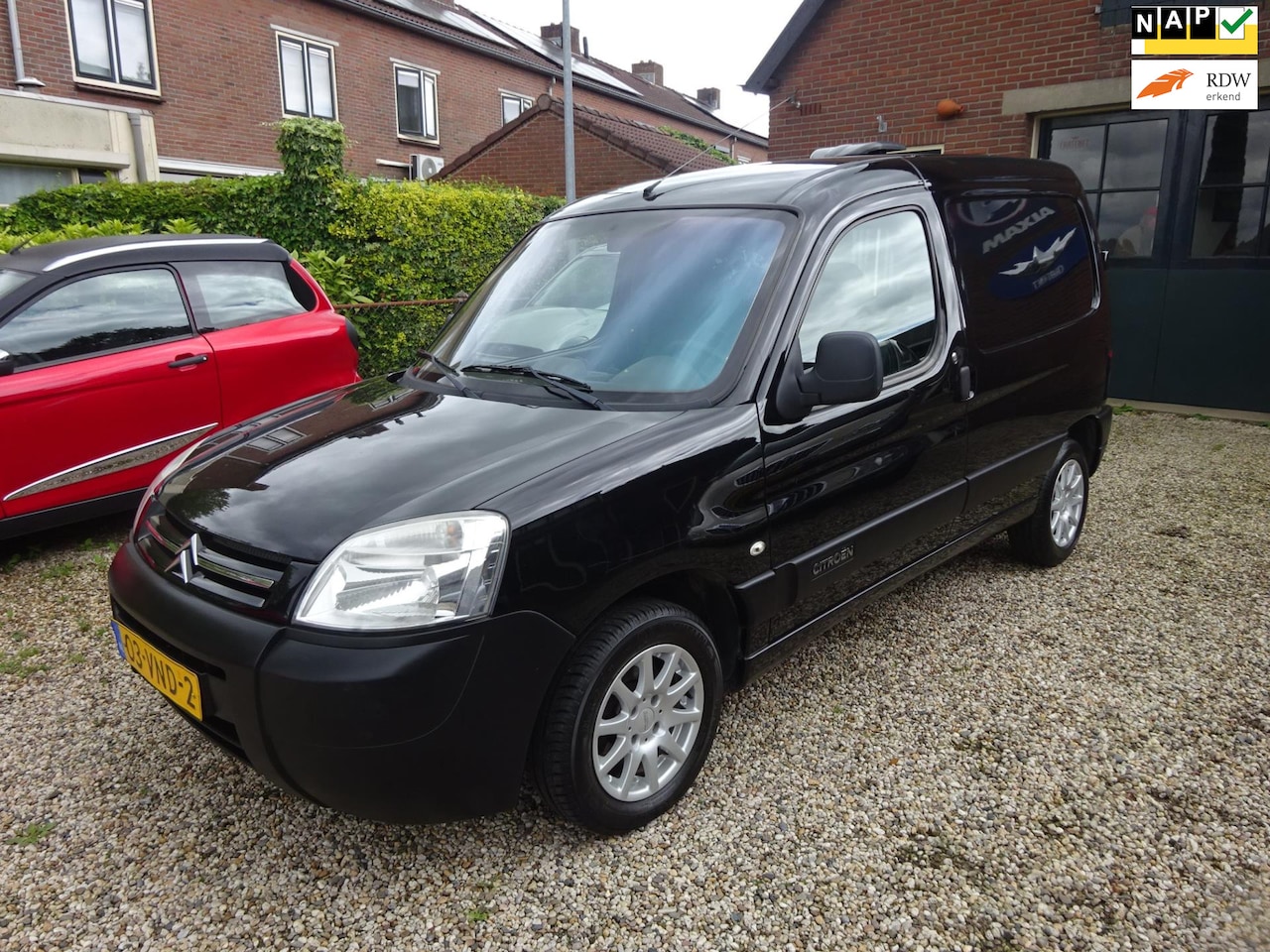 Citroën Berlingo - 1.6 HDI 600 Airco, Centrale deurvergrendeling, Elektrische ramen, LM-velgen, Radio, Trekha - AutoWereld.nl