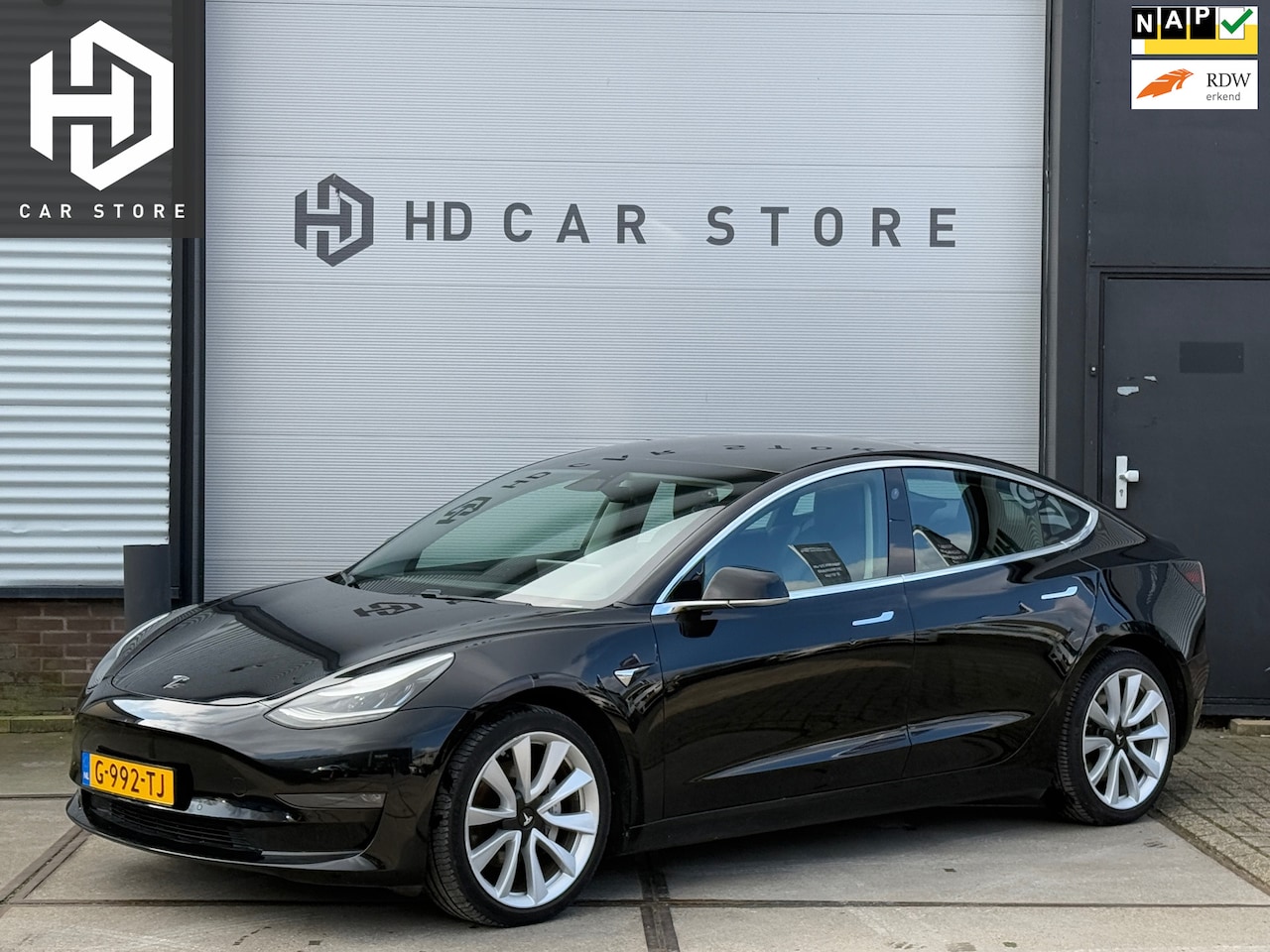 Tesla Model 3 - Long Range RWD Long Range AWD 75 kWh 86% SOH 19 INCH AUTOPILOT - AutoWereld.nl