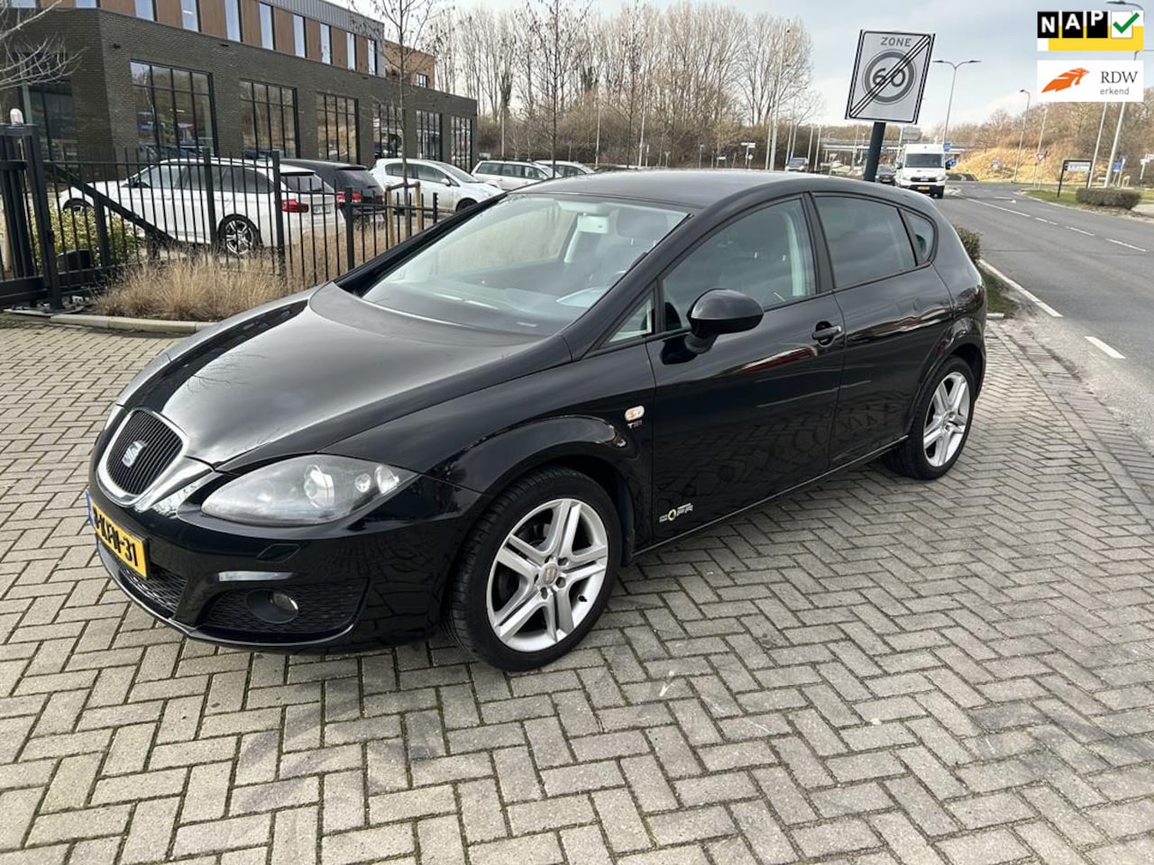 Seat Leon - 1.2 TSI Ecomotive Businessline COPA 2013! NAVIGATIE! CLIMATRONIC! - AutoWereld.nl