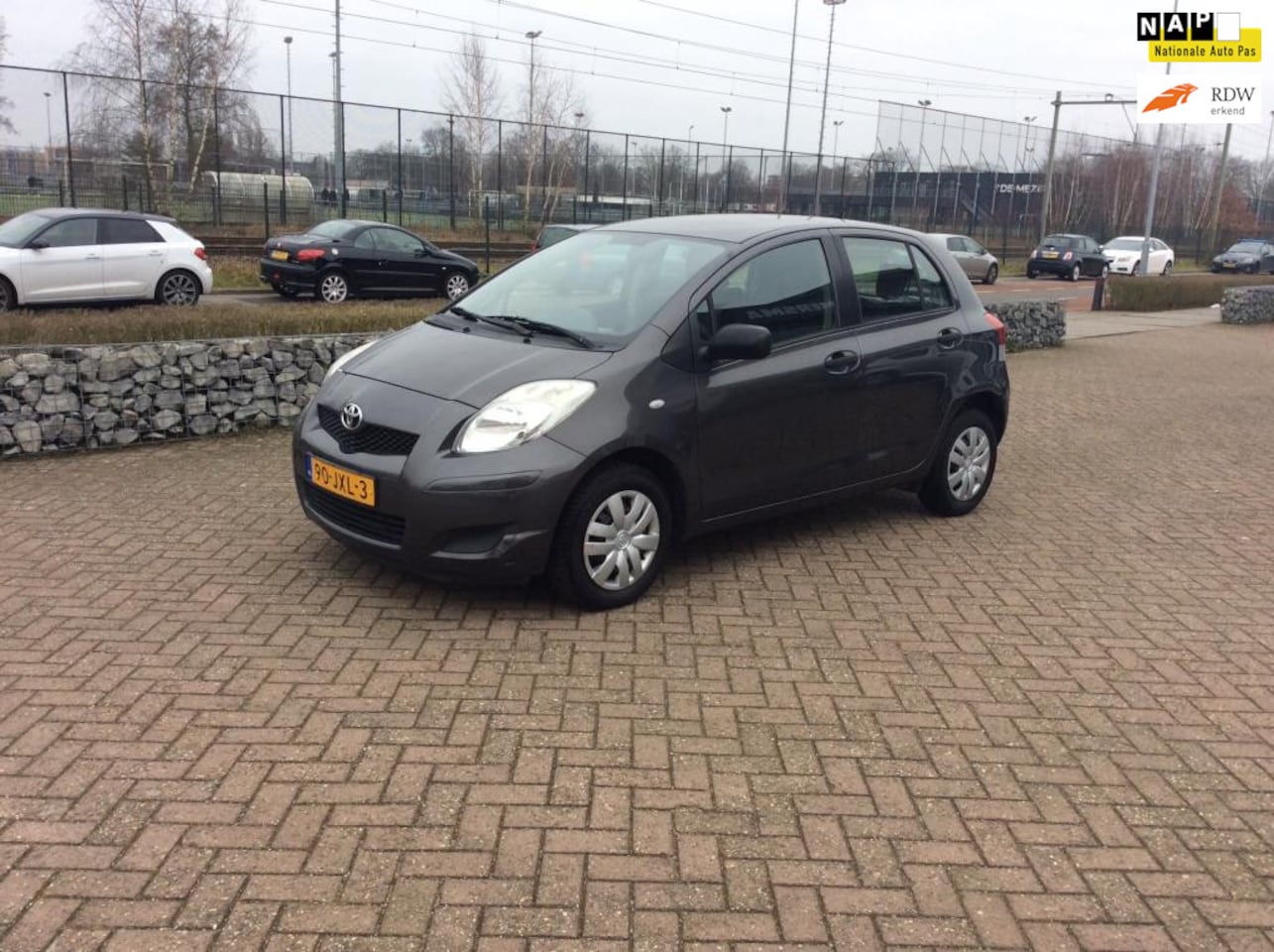 Toyota Yaris - 1.0 VVTi Acces - APK 2026 - Airco - AutoWereld.nl