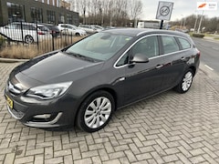 Opel Astra Sports Tourer - 1.4 Turbo Sport 2013 NAVI camera AIRCO Nette auto NWE APK