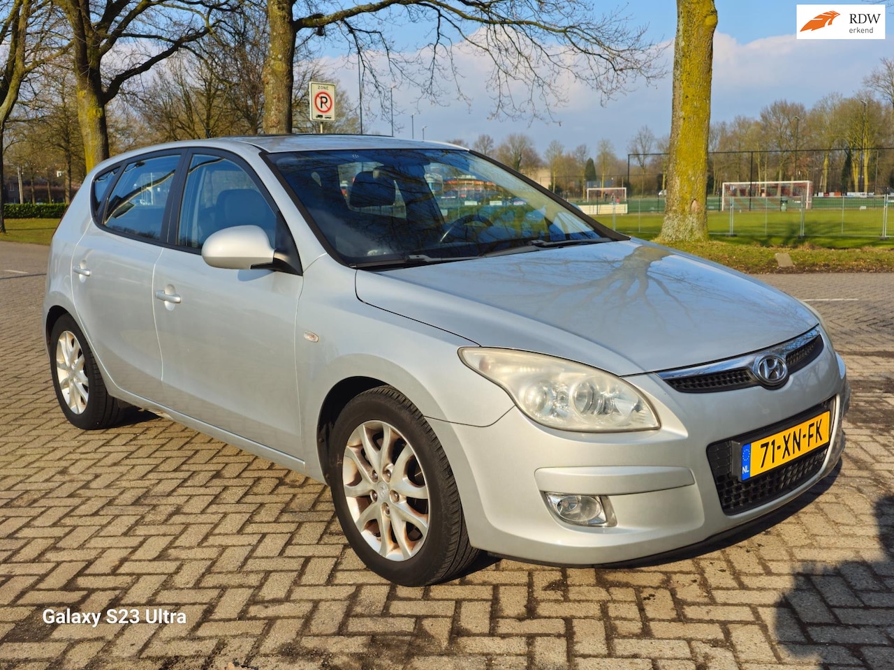 Hyundai i30 - 1.6i Dynamic Luxe 1e eigenaar lage km org nl auto - AutoWereld.nl