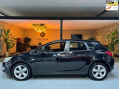 Opel Astra - 1.6 Edition NAP Cruise Multifunctioneel stuur Phone Aux Radio Rijklaar