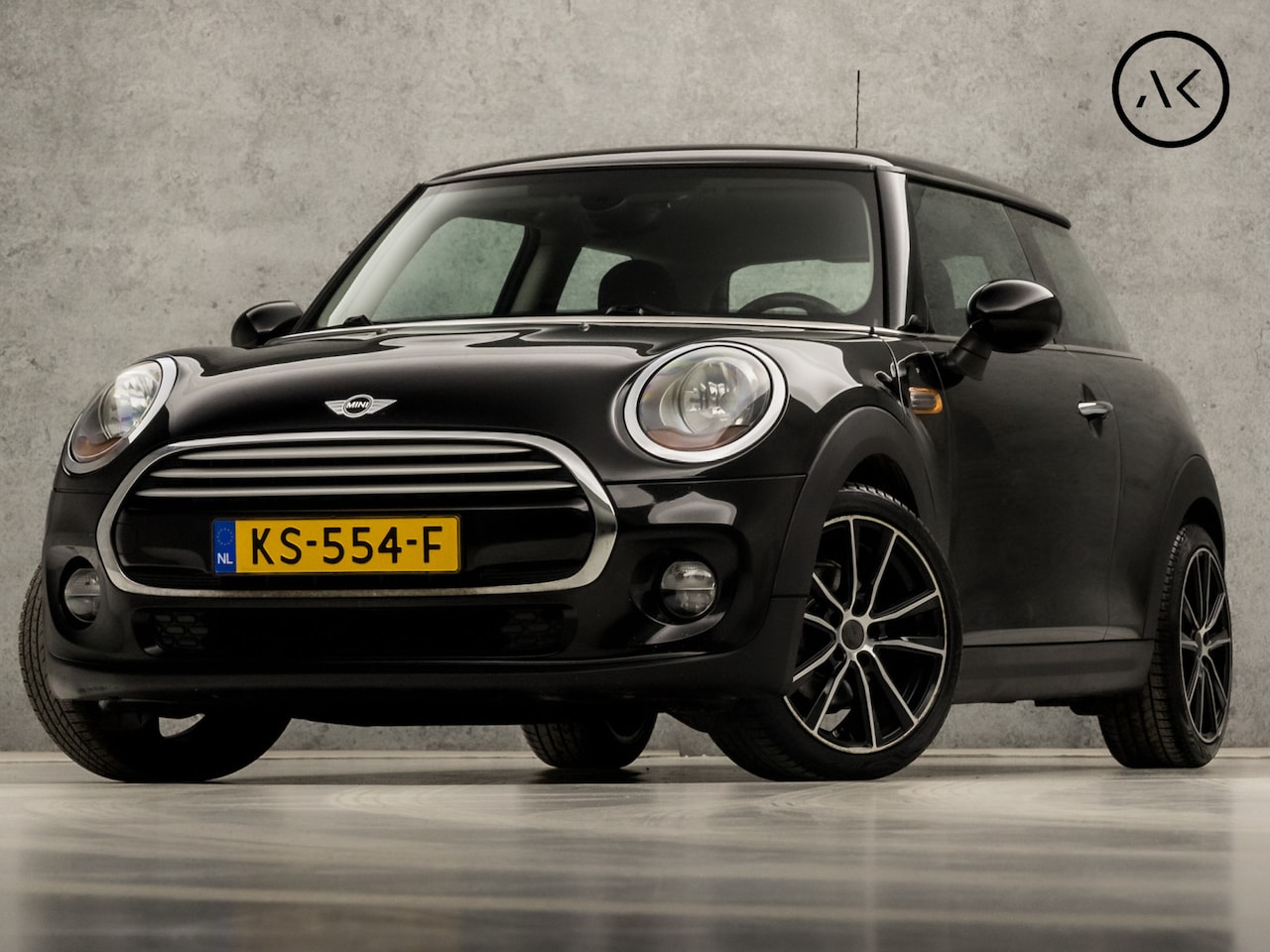 MINI Cooper - Mini 1.5 Pepper (STOELVERWARMING, CLIMATE, PARKEERSENSOREN, SPORTSTOELEN, LM VELGEN, ELEK - AutoWereld.nl