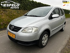 Volkswagen Fox - 1.2 Trendline, 135.422 km NAP, Stuurbekrachtiging, hoogte stoel, hoogte stuur, 2x airbag,