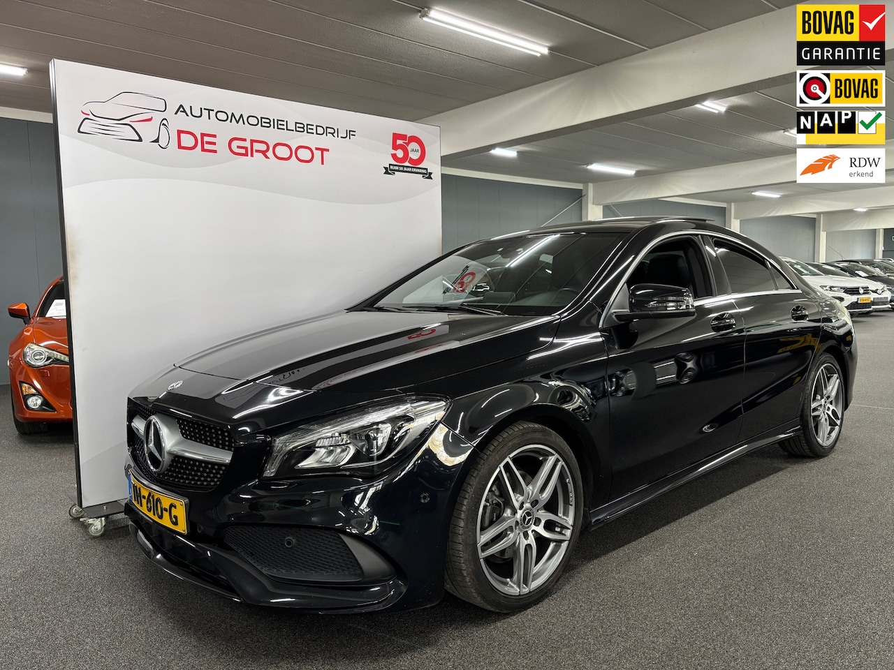 Mercedes-Benz CLA-Klasse - 180 Business Solution AMG / NL-auto / Pano - AutoWereld.nl