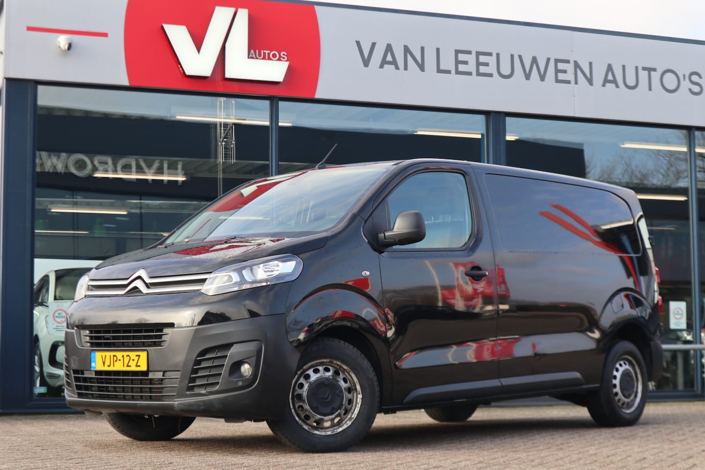 Citroën Jumpy - 2.0 BlueHDI 120 M Club | Cruise | Navi | Trekhaak - AutoWereld.nl