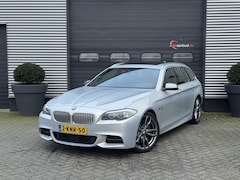 BMW 5-serie Touring - M550xd | Panoramadak | TV Schermen | Lane Assist | Heap-Up Display | Elektrische Trekhaak