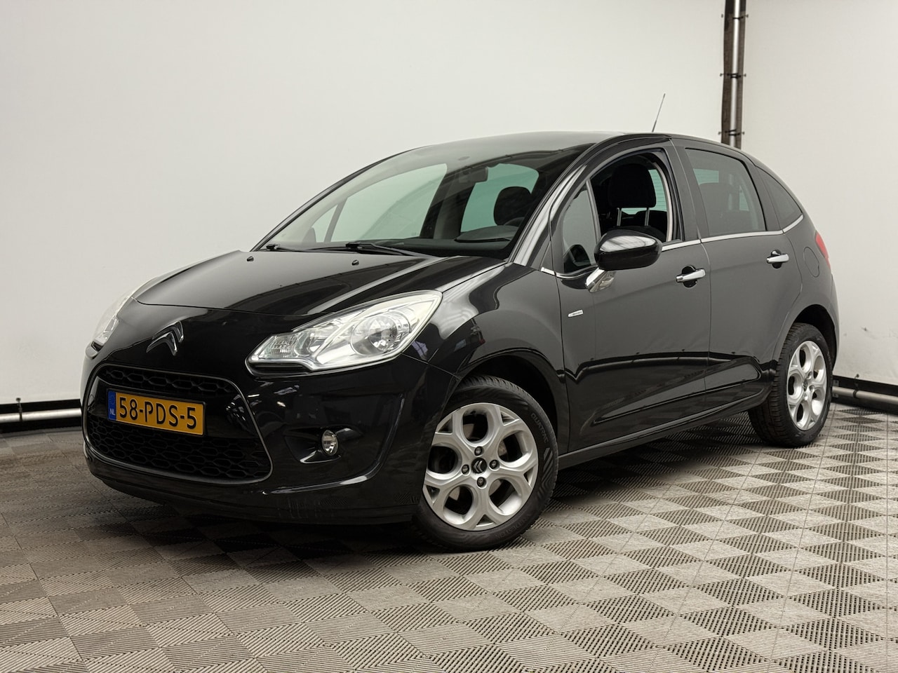 Citroën C3 - 1.6 VTi Exclusive Pano Navi ECC NL Auto - AutoWereld.nl