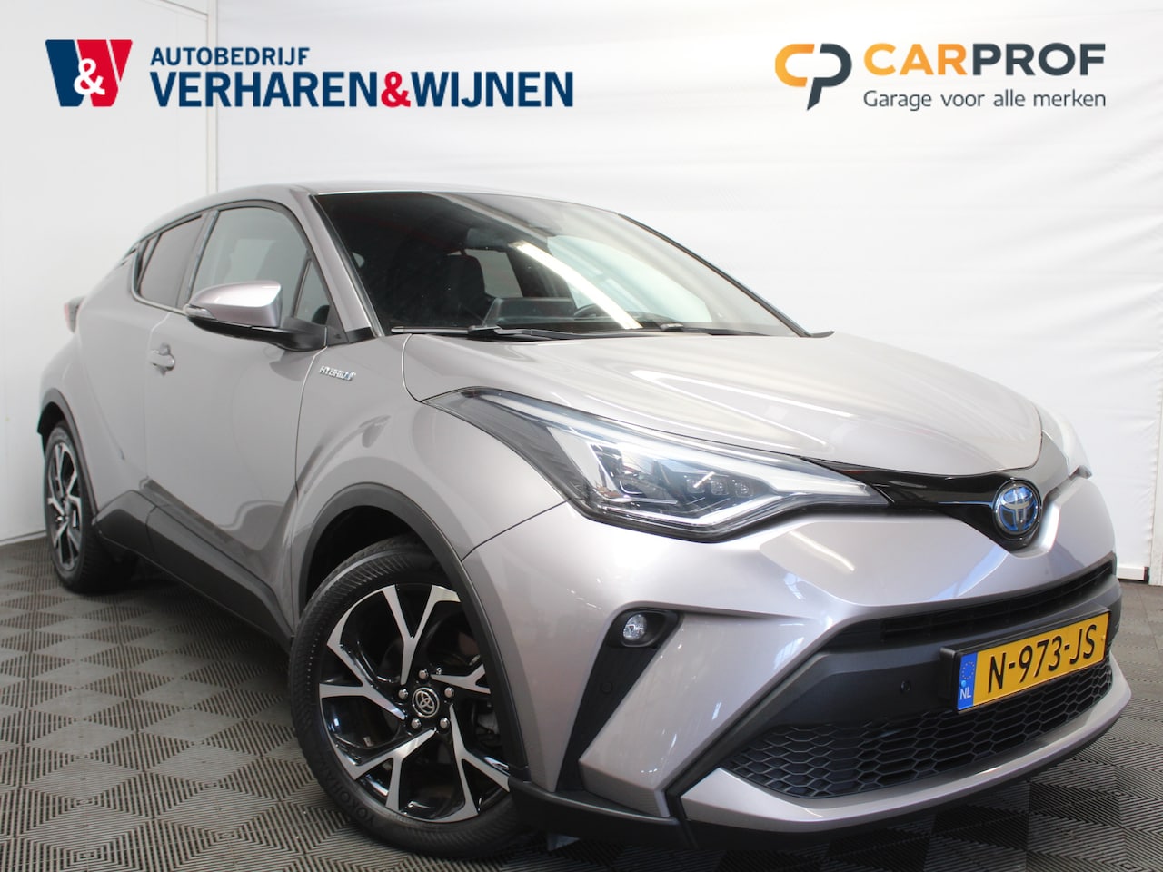 Toyota C-HR - 2.0 Hybrid Style CARPLAY | LED | DAB | CAMERA | LMV | ADAPCRUISE | NAVI | STOELVERW | CLIM - AutoWereld.nl