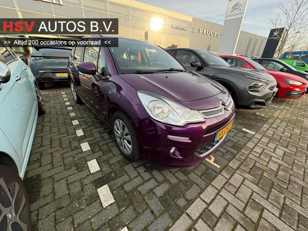 Citroën C3 - 1.2 PureTech Collection navi airco 4-deurs - AutoWereld.nl