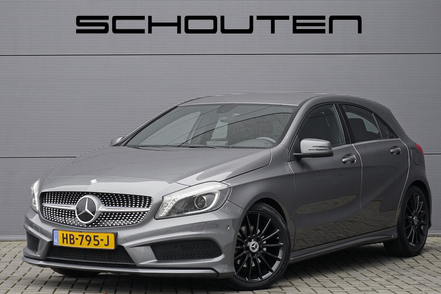 Mercedes-Benz A-klasse - 180 AMG Navi Trekhaak 18" - AutoWereld.nl