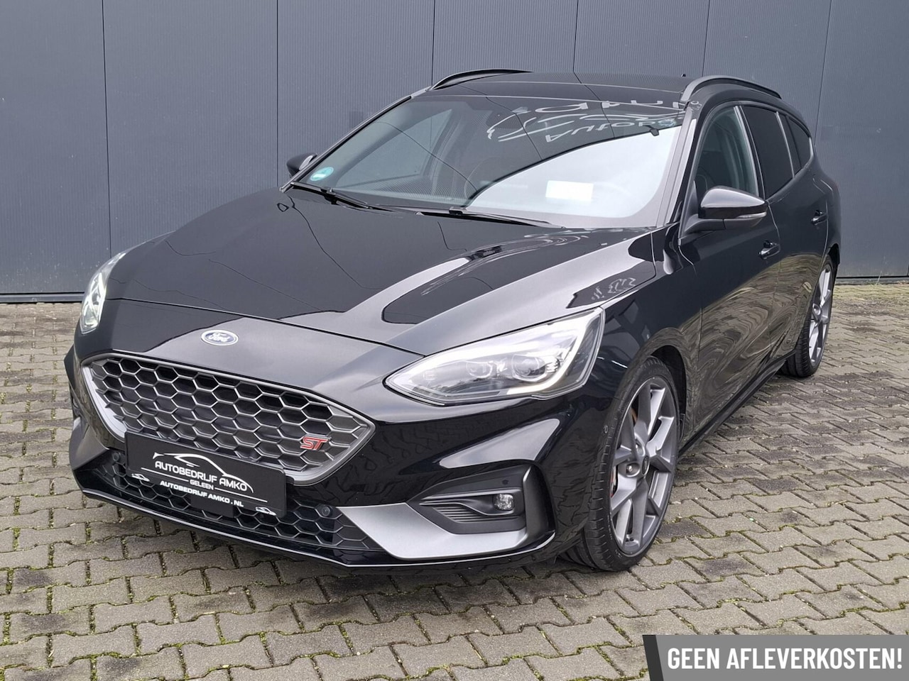 Ford Focus Wagon - 2.3 EcoBoost ST-3 / PERFECT ONDERHOUDEN - AutoWereld.nl