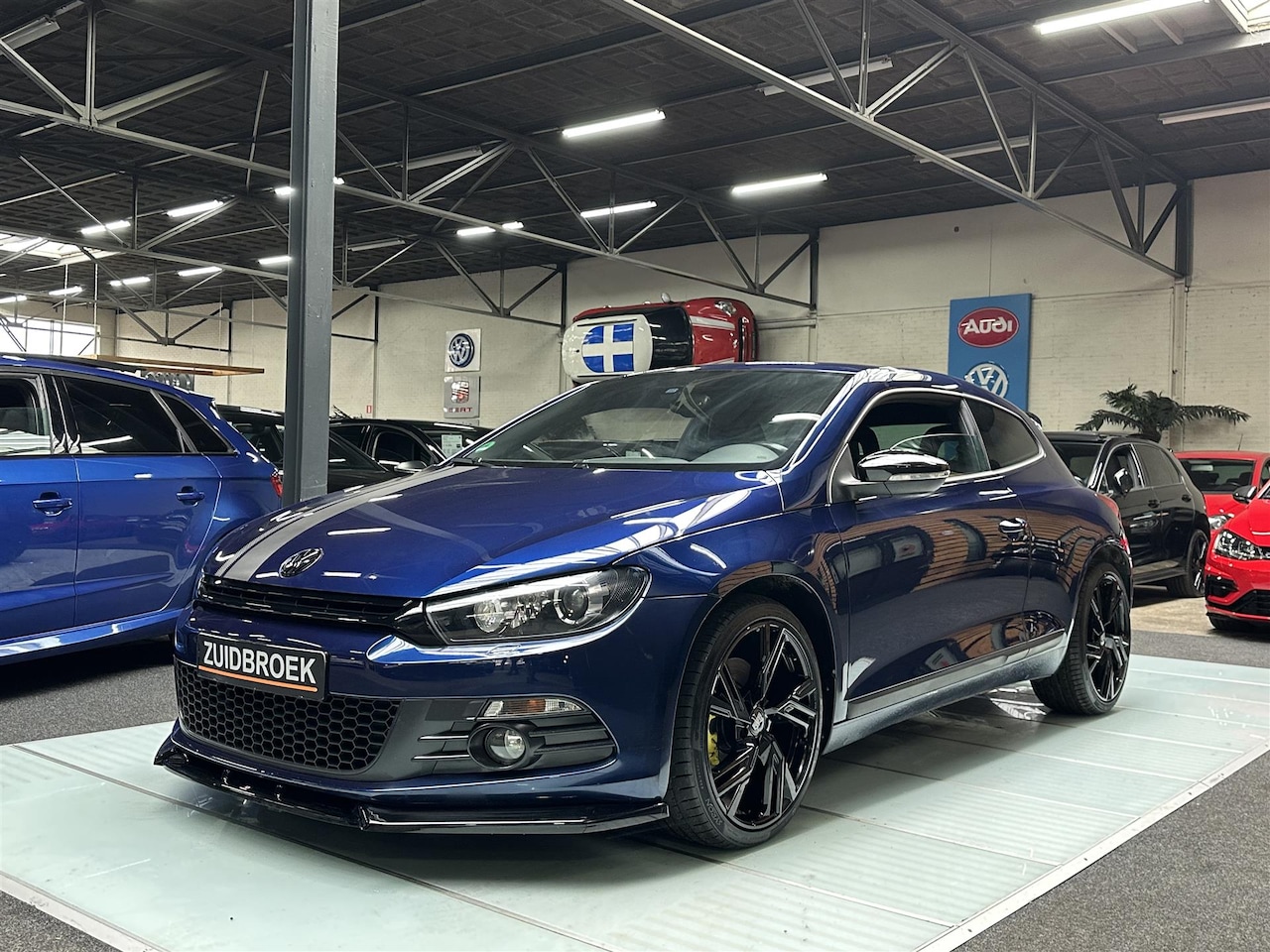 Volkswagen Scirocco - 2.0 TURBO DSG Clima Airco Dynaudio Stuurbed. - AutoWereld.nl