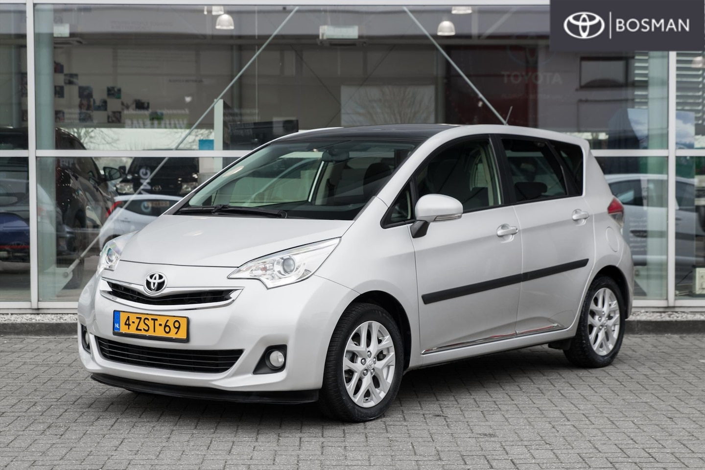 Toyota Verso S - 1.3 VVT-I - AutoWereld.nl