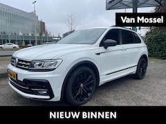 Volkswagen Tiguan - 2.0 TSI 4Motion Highline Business R | 190 PK | R-Line in en exterieur | Blackstyle | Camer